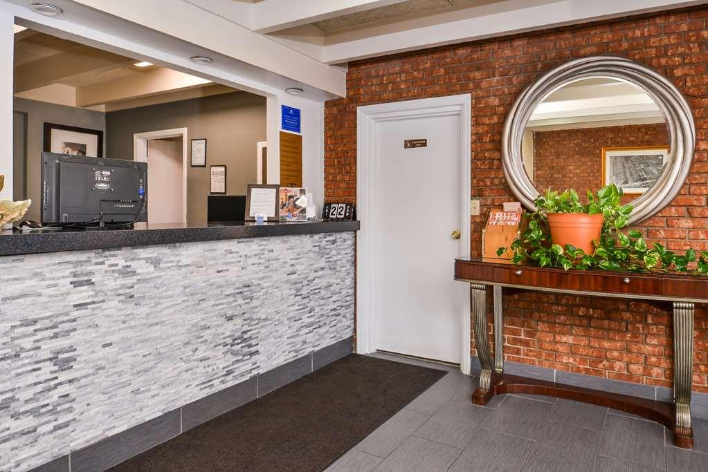 Americas Best Value Inn Augusta Historic Downtown Beltér fotó