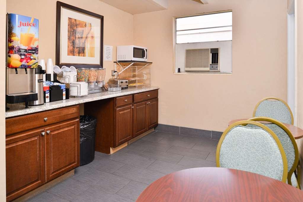 Americas Best Value Inn Augusta Historic Downtown Kültér fotó