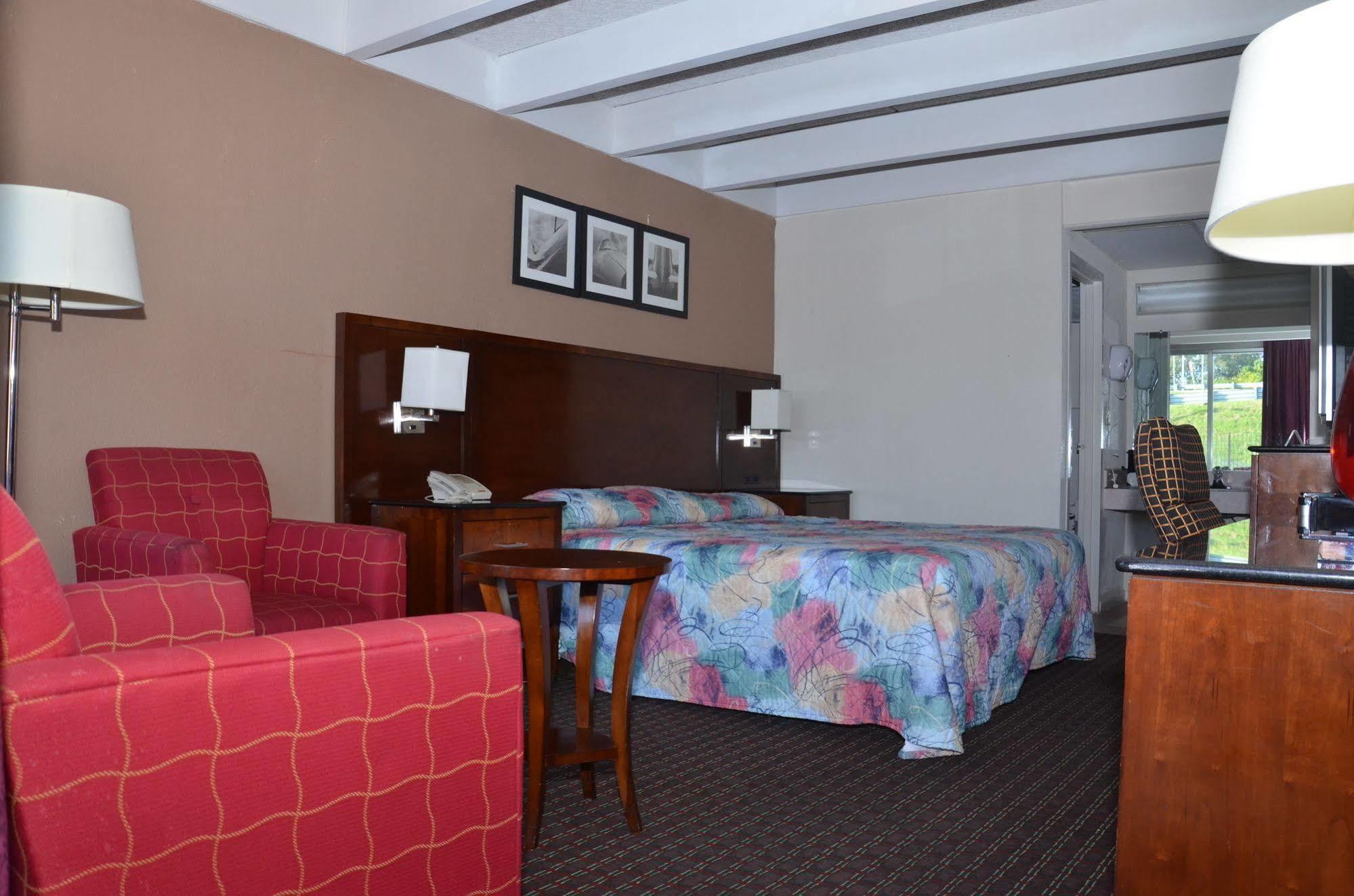 Americas Best Value Inn Augusta Historic Downtown Kültér fotó